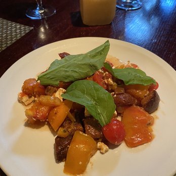 Canoe - Heirloom tomatoes - New American Near Me - Atlanta, Georgia