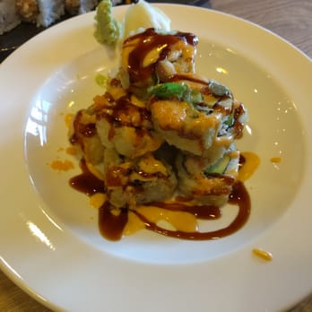 Aki Sushi - Sushi Bars Near Me - Kennewick, Washington
