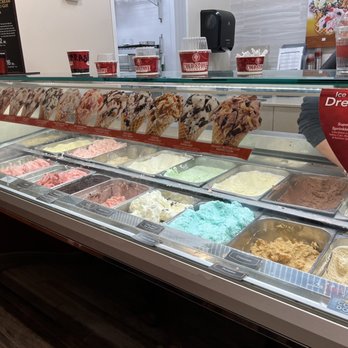 Cold Stone Creamery - a display of ice cream - Ice Cream & Frozen Yogurt Near Me - Cypress, Texas