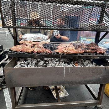 Handy Market - Hard working guys cooking the meats outside! - Grocery Near Me - Burbank, California Handy Market - Hard working guys cooking the meats outside! - Grocery Near Me - Burbank, California