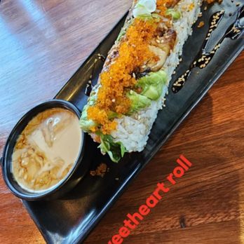 Sushi In The Raw - Sweetheart roll 8.9/10 - Japanese Near Me - Nevada City, California