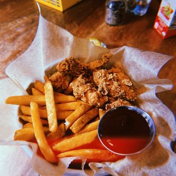 Bareburger - Astoria - Nuggets and fries Kids Meal - Burgers Near Me - Astoria, New York