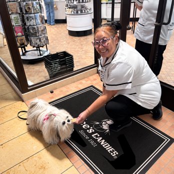 See's Candies - The BEST customer service at See's Candies! Shelby absolutely loved her doggie treats! and treating our little girl like a VIP! - Candy Stores Near Me - Thousand Oaks, California See's Candies - The BEST customer service at See's Candies! Shelby absolutely loved her doggie treats! and treating our little girl like a VIP! - Candy Stores Near Me - Thousand Oaks, California