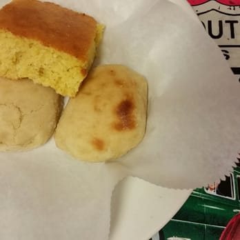 Steffens Restaurant - Biscuits and cornbread. - Diners Near Me - Kingsland, Georgia