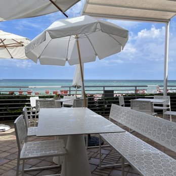 Playa Beach Bar & Grill - Seating area - Tex-Mex Near Me - Hollywood, Florida Playa Beach Bar & Grill - Seating area - Tex-Mex Near Me - Hollywood, Florida