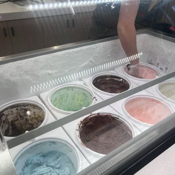 Stella's Ice Cream - Ice Cream & Frozen Yogurt Near Me - Gilbert, Arizona