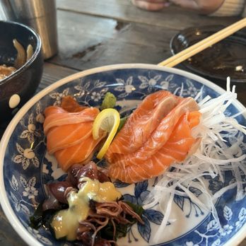 Soba Ichi - Salmon Sashimi + Firefly Squid - Noodles Near Me - Oakland, California