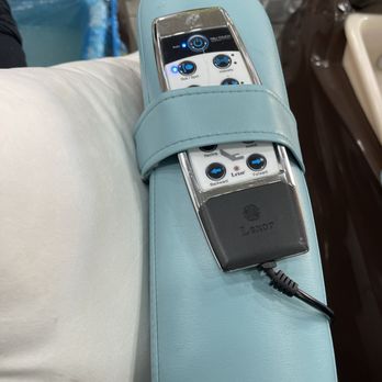 De Anza Nails - Spa chair! - Nail Salons Near Me - Cupertino, California De Anza Nails - Spa chair! - Nail Salons Near Me - Cupertino, California