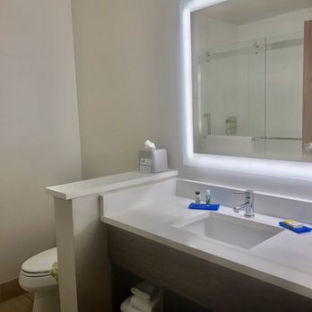 Holiday Inn Express & Suites Ocala - Hotels Near Me - Ocala, Florida