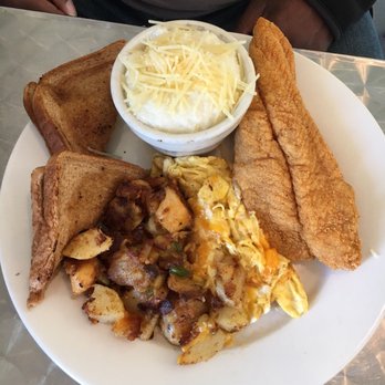 Vonda's Kitchen - Soul Food Near Me - Newark, New Jersey Vonda's Kitchen - Soul Food Near Me - Newark, New Jersey