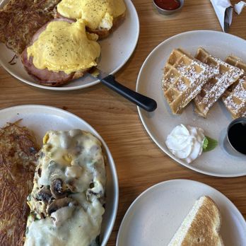 Garden's Gate Cafe - Corbon Bleu Benedict, Build Your own Omelette and a side of Classic Waffles! - Breakfast & Brunch Near Me - San Jose, California Garden's Gate Cafe - Corbon Bleu Benedict, Build Your own Omelette and a side of Classic Waffles! - Breakfast & Brunch Near Me - San Jose, California