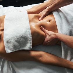 Dr Body - Our Lymphatic Drainage treatment uses gentle, rhythmic techniques to stimulate the lymphatic system, helping reduce swelling,