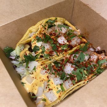 Oh My Gogi - Two chicken Korean bbq tacos - Barbeque Near Me - Houston, Texas