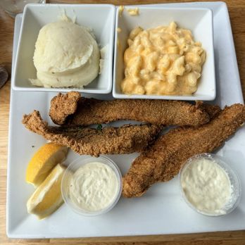 Georgia's Restaurant - Fried Catfish Dinner - Soul Food Near Me - Long Beach, California Georgia's Restaurant - Fried Catfish Dinner - Soul Food Near Me - Long Beach, California