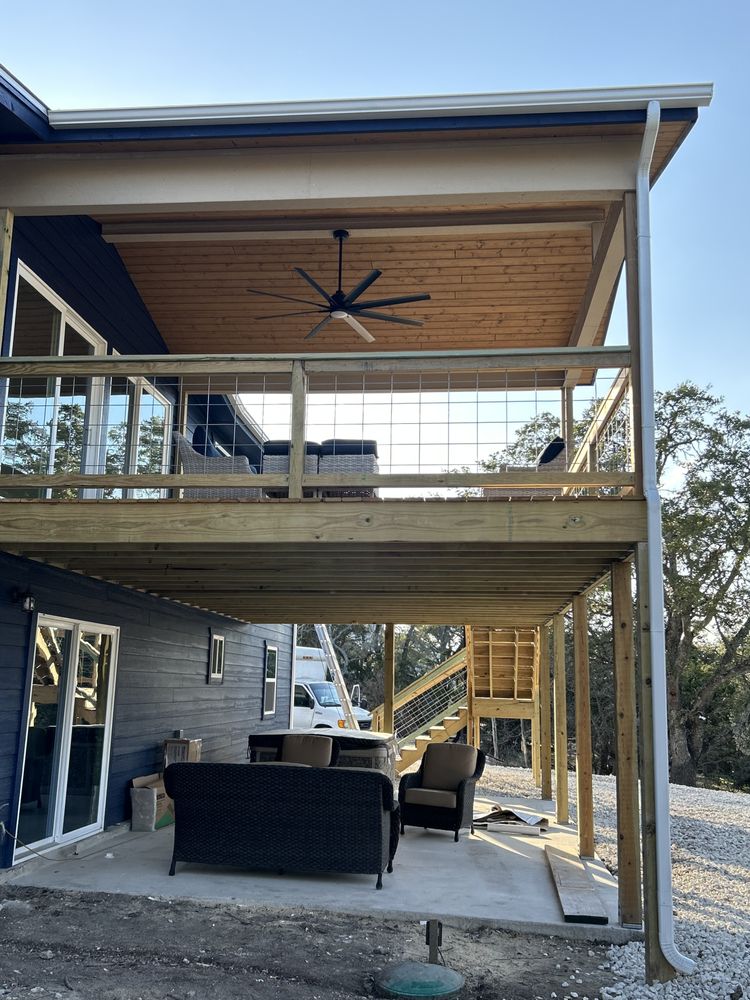 Slide of Gonzalez Seamless Rain Gutters