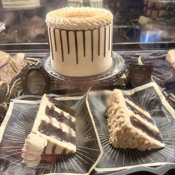 Gideon's Bakehouse - cake slices - Bakeries Near Me - Orlando, Florida