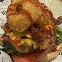 Hurricane Grill & Wings - Bacon Guacamole Burger