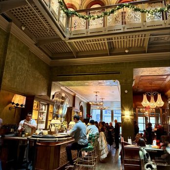 The Bar Room - Cocktail Bars Near Me - New York, New York The Bar Room - Cocktail Bars Near Me - New York, New York