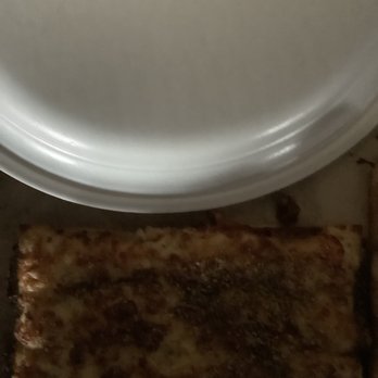 Pizza Hut - a slice of pizza on a plate - Pizza Near Me - Oakland, Tennessee Pizza Hut - a slice of pizza on a plate - Pizza Near Me - Oakland, Tennessee