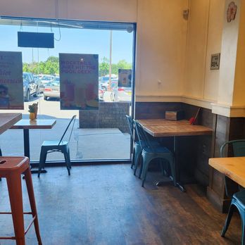 Tropical Smoothie Cafe - Inside - Juice Bars & Smoothies Near Me - Massapequa Park, New York