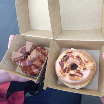 Doughnut Time - Bakeries Near Me - Clayfield, QLD