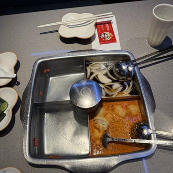 Haidilao - Laksa and sukiyaki soup base - Hot Pot Near Me - Mississauga, Ontario