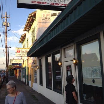 Cha Ba Thai - Front door. - Thai Near Me - Portland, Oregon