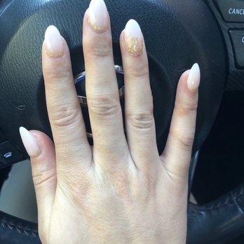 Maite Nails & Skin Spa - Ombré with gold accents - Nail Salons Near Me - Burlingame, California