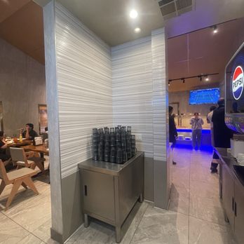 East Bay Buffet - Drinks and bar area. - Buffets Near Me - Dublin, California