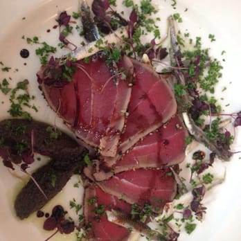 Otto's French Restaurant - Seared Tuna salad - lunch appetiser - French Near Me - London, XGL Otto's French Restaurant - Seared Tuna salad - lunch appetiser - French Near Me - London, XGL