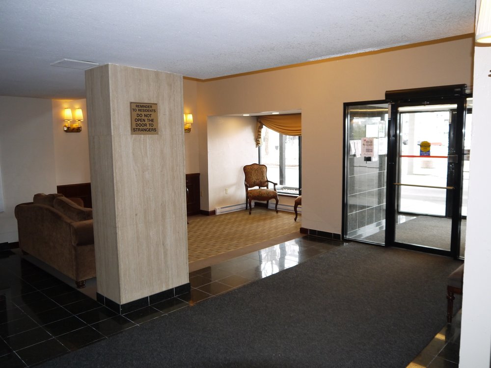 SOMERSET TOWERS APT Updated July 2024 117 Photos 2055 Carling Ave, Ottawa, Ontario