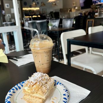 Mocco Bistro - Napoleon + Frappe - Greek Near Me - Charlotte, North Carolina
