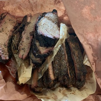 Franklin Barbecue - Brisket and Ribs - Barbeque Near Me - Austin, Texas