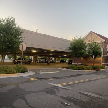 Wegmans - They have their own covered parking lot - Grocery Near Me - Virginia Beach, Virginia