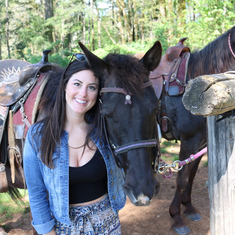 Equestrian Wine Tours - Venues & Event Spaces Near Me - Carlton, Oregon