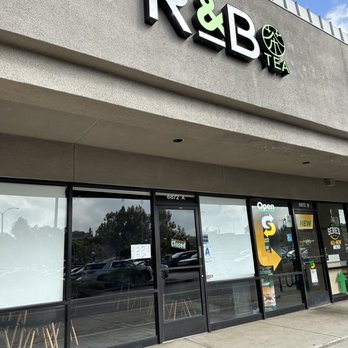 R&B Tea - Exterior of store - Bubble Tea Near Me - San Diego, California R&B Tea - Exterior of store - Bubble Tea Near Me - San Diego, California