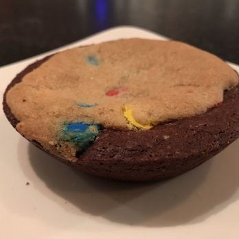 Red Dessert Dive - Debusker for $3.75 - Desserts Near Me - Houston, Texas Red Dessert Dive - Debusker for $3.75 - Desserts Near Me - Houston, Texas