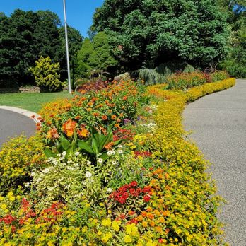 Deep Cut Gardens - Botanical Gardens Near Me - Middletown, New Jersey