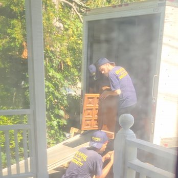 Colonial Moving & Storage - Guy sitting on front steps. - Movers Near Me - Berlin, Connecticut