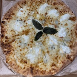 PIACERE WOOD FIRED PIZZA - Updated May 2024 - 168 Photos & 112 Reviews