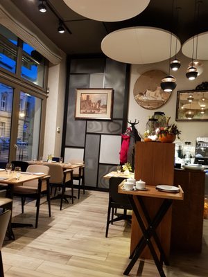 1911 Restaurant by null