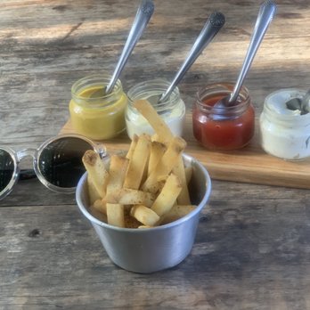 Bonita - Ajo fries - Burgers Near Me - Tulum, ROO Bonita - Ajo fries - Burgers Near Me - Tulum, ROO