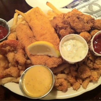 Pappadeaux Seafood Kitchen - Fried platter - Cajun/Creole Near Me - Norcross, Georgia Pappadeaux Seafood Kitchen - Fried platter - Cajun/Creole Near Me - Norcross, Georgia