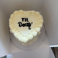 Hayley Cakes And Cookies - Cake received