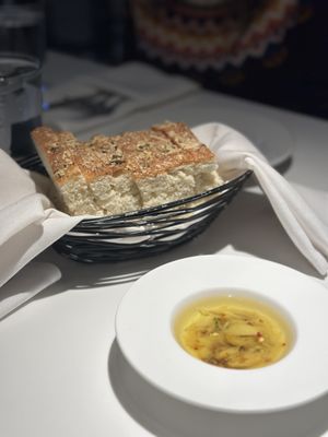 Andiamo Restaurant + Bar by null