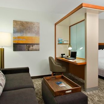 SpringHill Suites Madera - Hotels Near Me - Madera, California