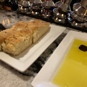 La Vista - Amazing, fresh out of the oven table bread! - Italian Near Me - Lincoln, New Hampshire