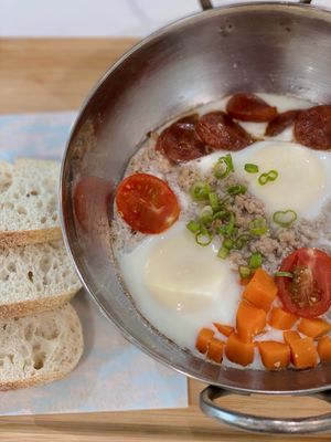 Maison de Manee by null