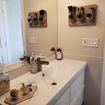 Less Is More Organizing Services - After - Home Organization Near Me - Miami Beach, Florida Less Is More Organizing Services - After - Home Organization Near Me - Miami Beach, Florida