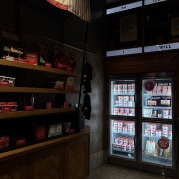 Salt & Straw - inside - Ice Cream & Frozen Yogurt Near Me - West Hollywood, California